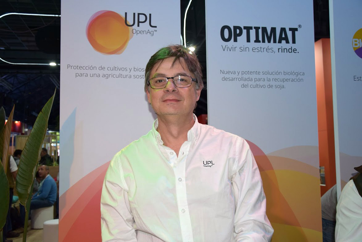 UPL llevó su biosolución recuperadora de estrés al Congreso de Malezas 2023